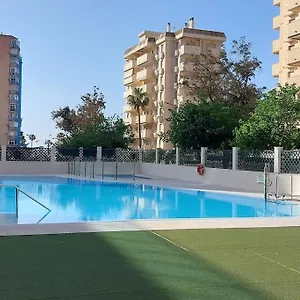 Apartamento Elegante Alojamiento Con Piscina A 200 M Del Mar., Benalmádena